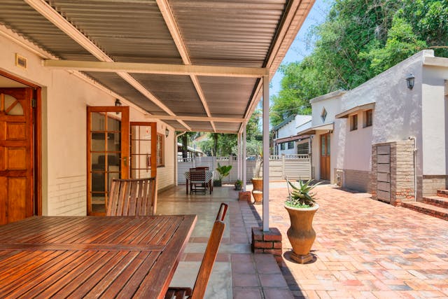 Ihr persönlicher Sonnenplatz: Wie ein Wintergarten Anbau Ihr Haus und Ihr Leben zum Leuchten bringt